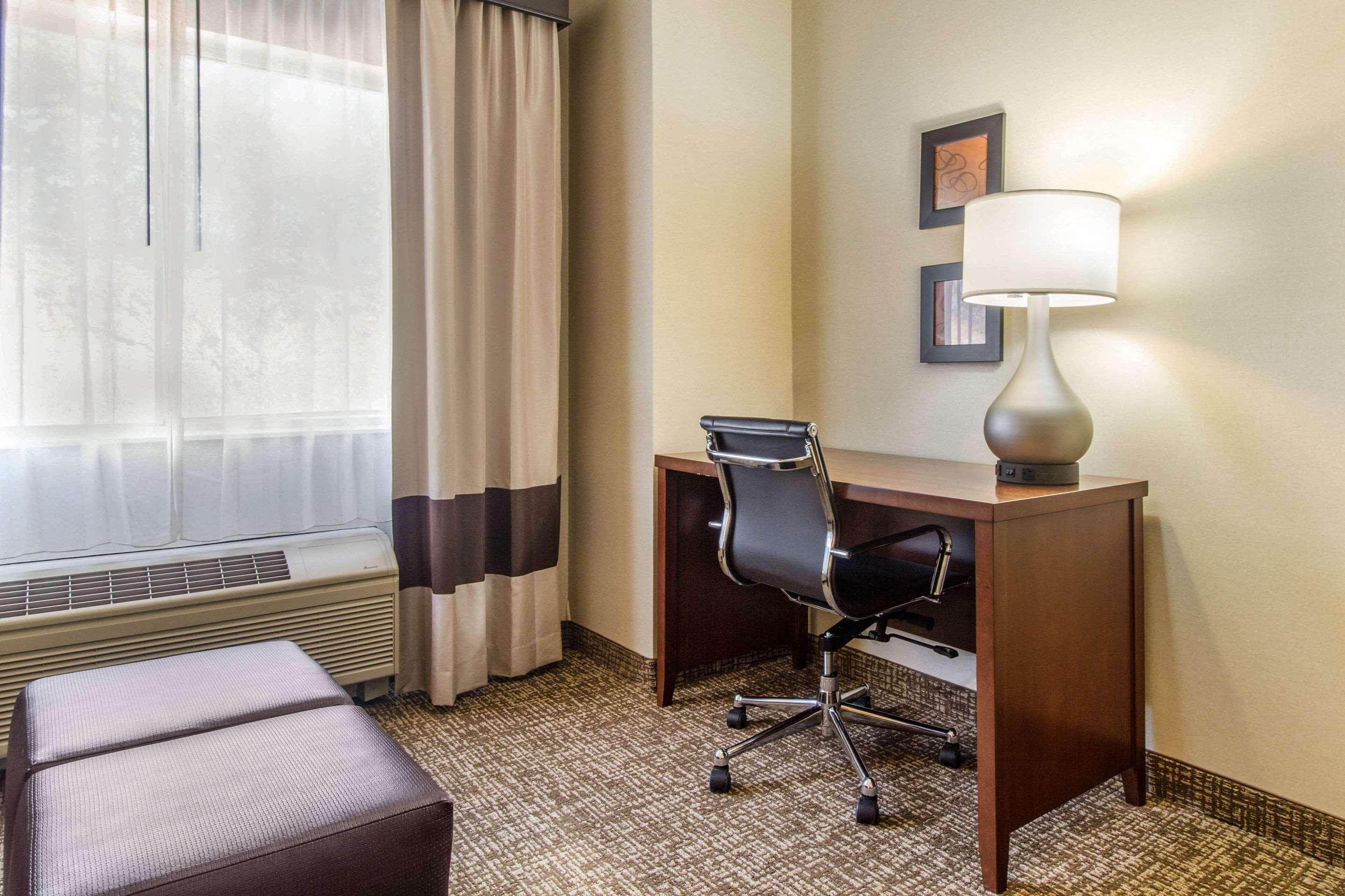 Quality Suites Корбин Экстерьер фото