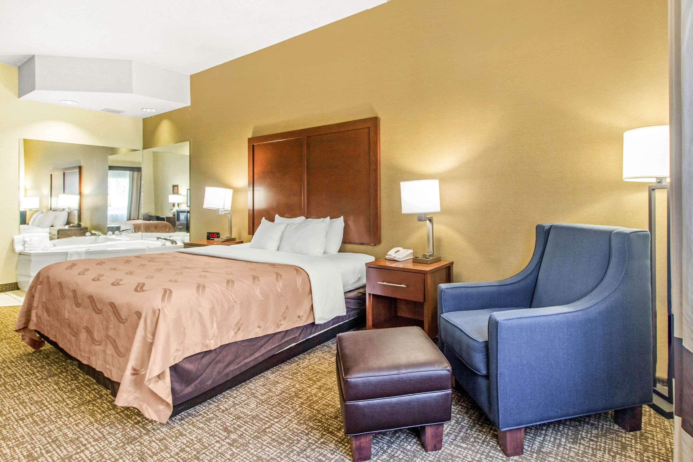 Quality Suites Корбин Экстерьер фото