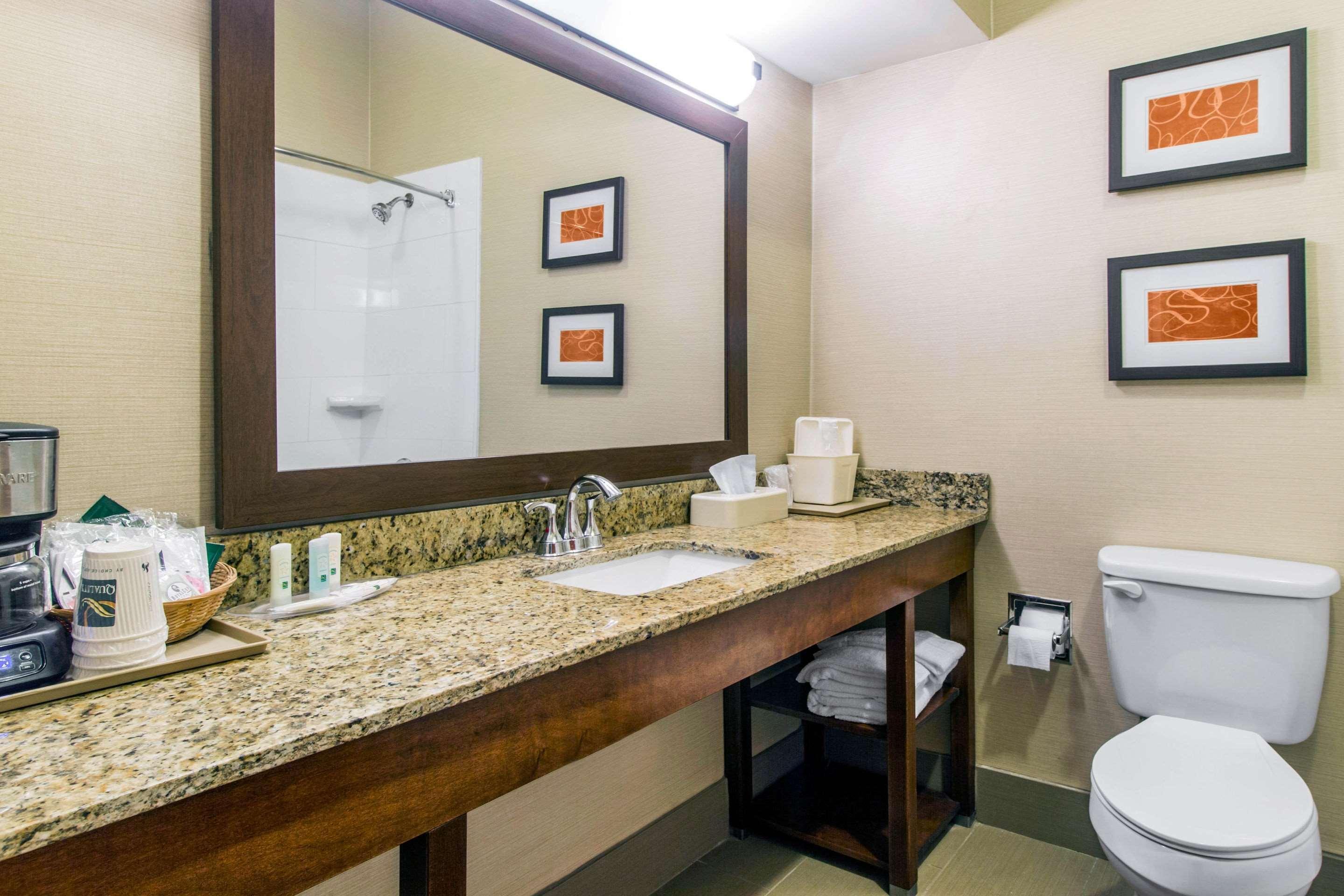 Quality Suites Корбин Экстерьер фото